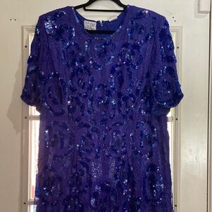 Sténay Plus Silk Piece in Vibrant Cobalt Blue